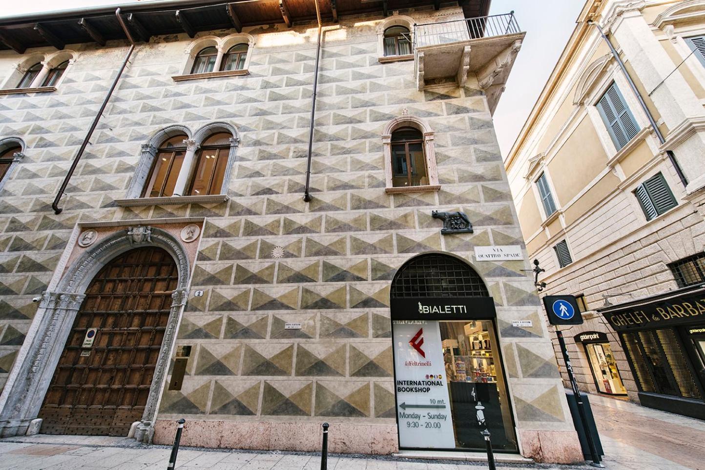 Palazzo Confalonieri Da Lisca Verona Eksteriør billede