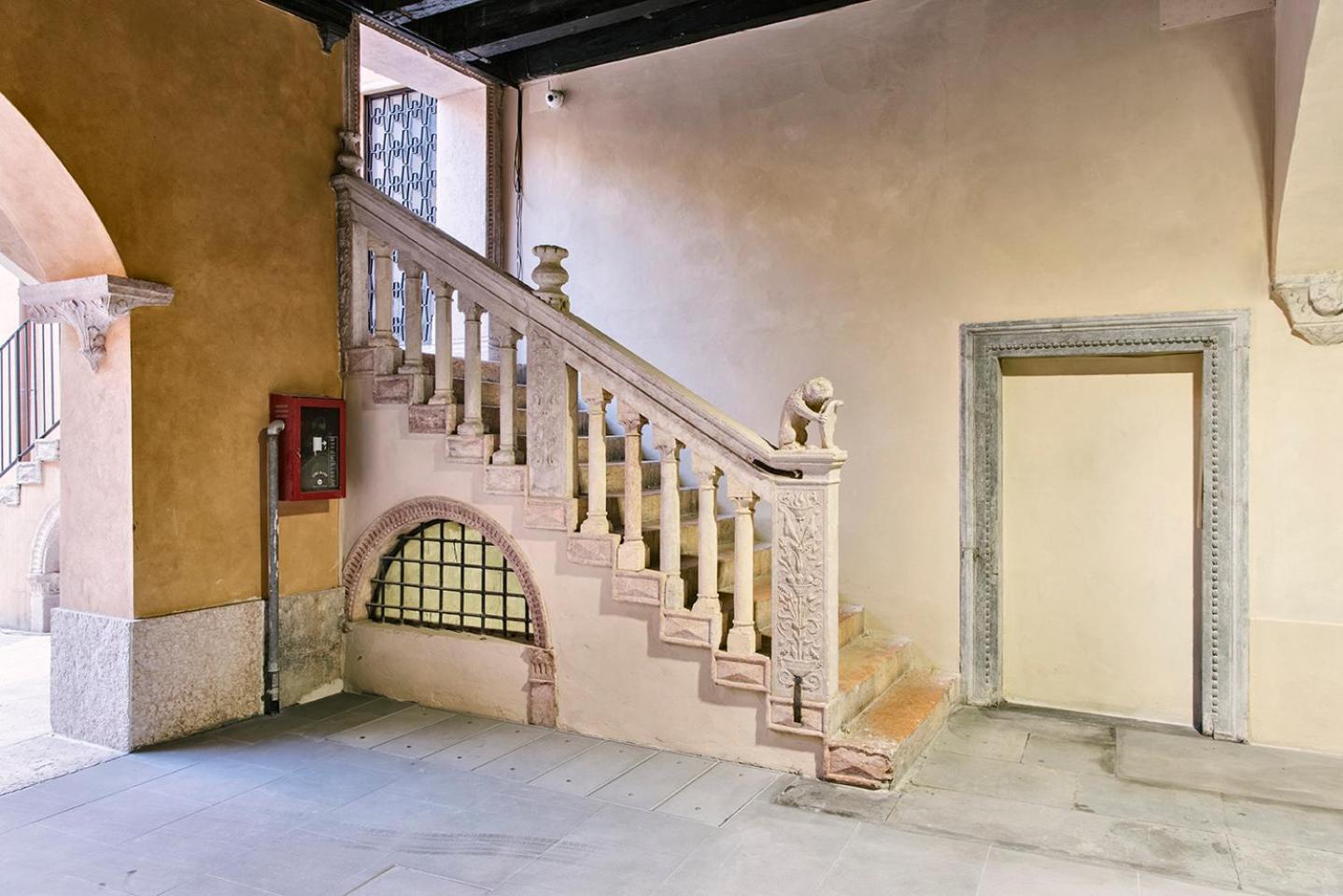 Palazzo Confalonieri Da Lisca Verona Eksteriør billede
